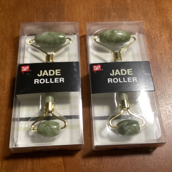 Walgreens Jade Roller Bundle NEW - Picture 2 of 7